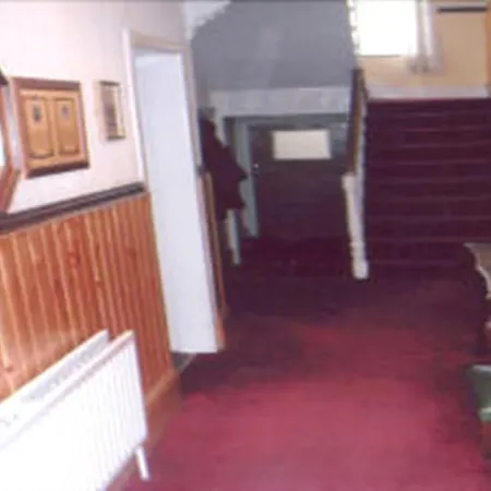 Oaklands-3